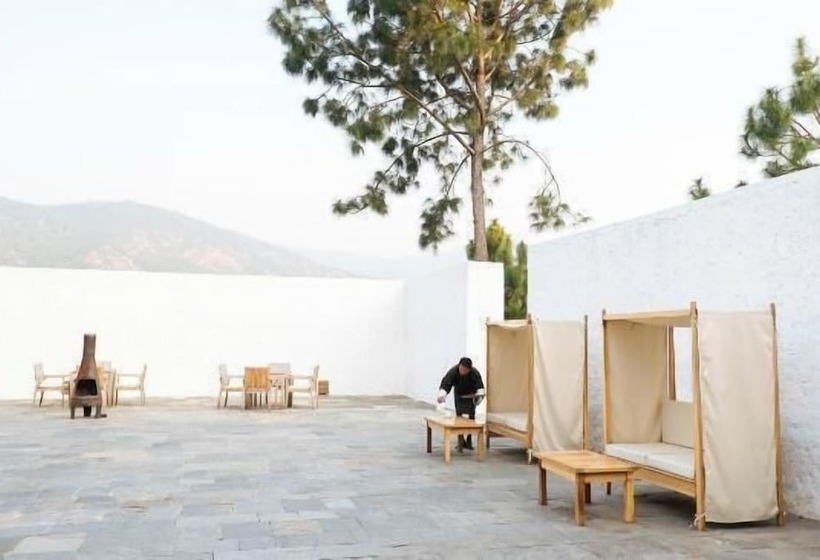 هتل Dhensa Resort