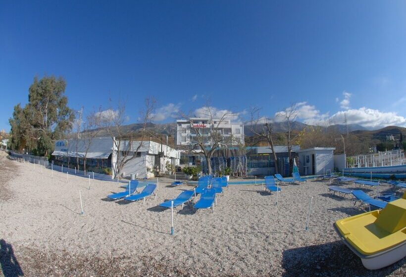 בית מלון כפרי Divers