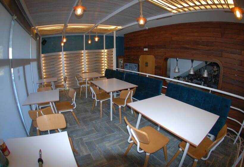 בית מלון כפרי Divers