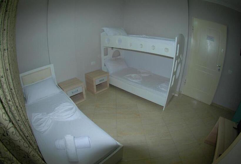 בית מלון כפרי Divers