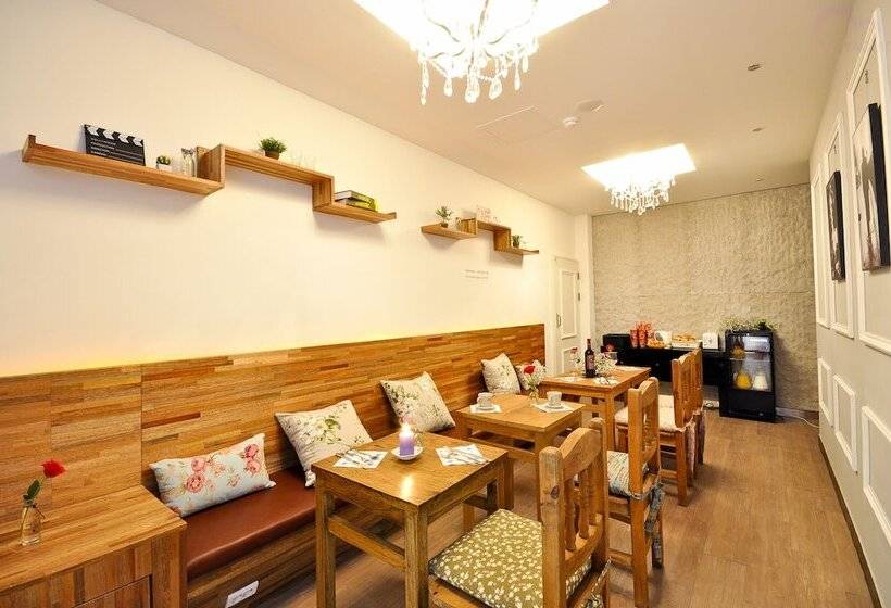 February Hotel Apsan