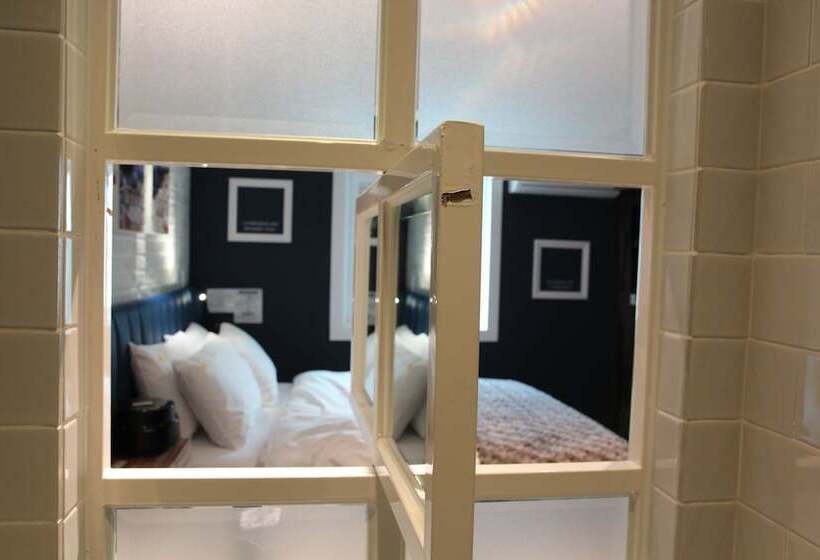 February Hotel Apsan