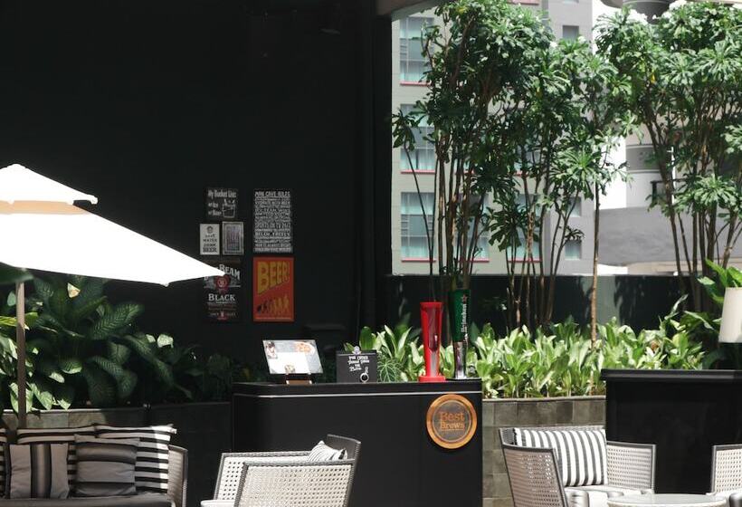 호텔 Four Points By Sheraton Surabaya, Tunjungan Plaza