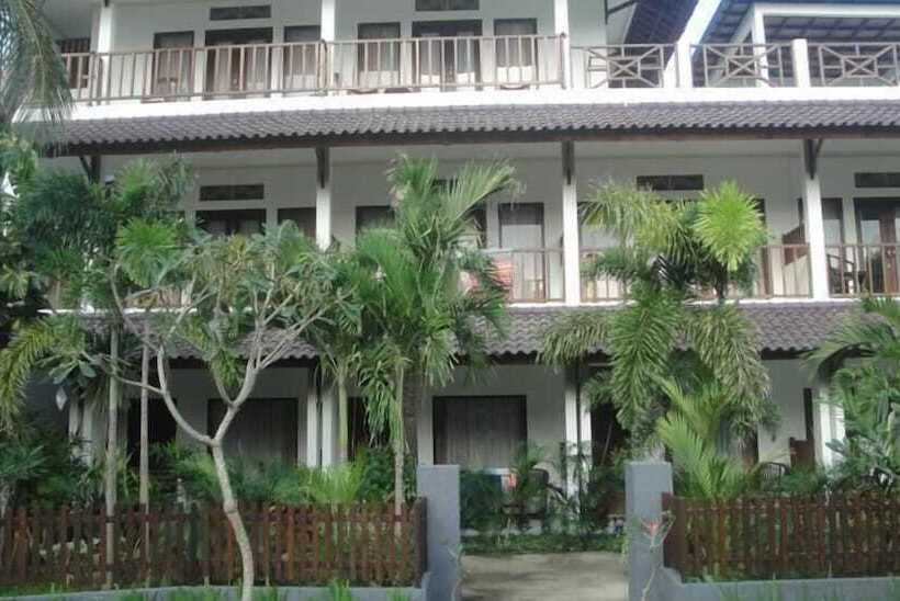 فندق Friends Beach