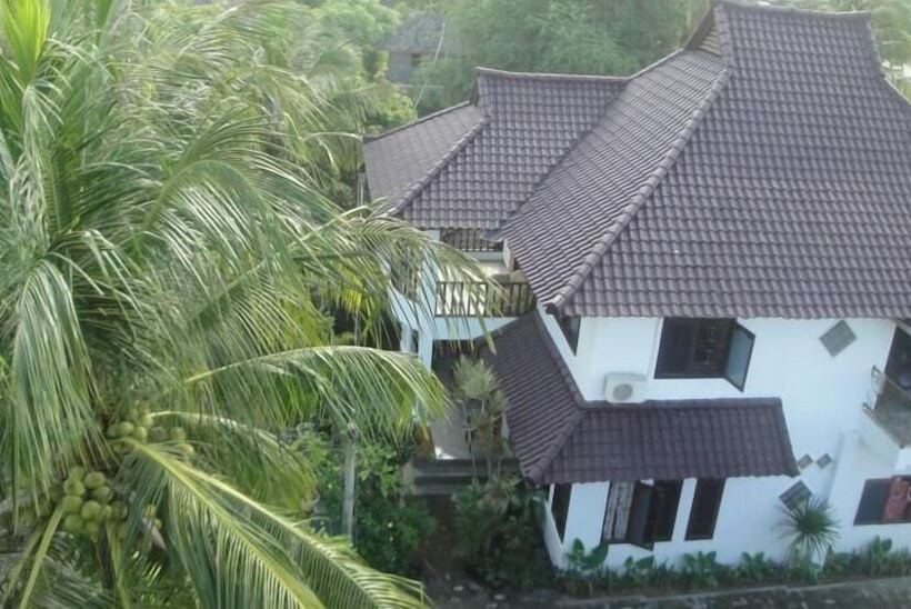 فندق Friends Beach