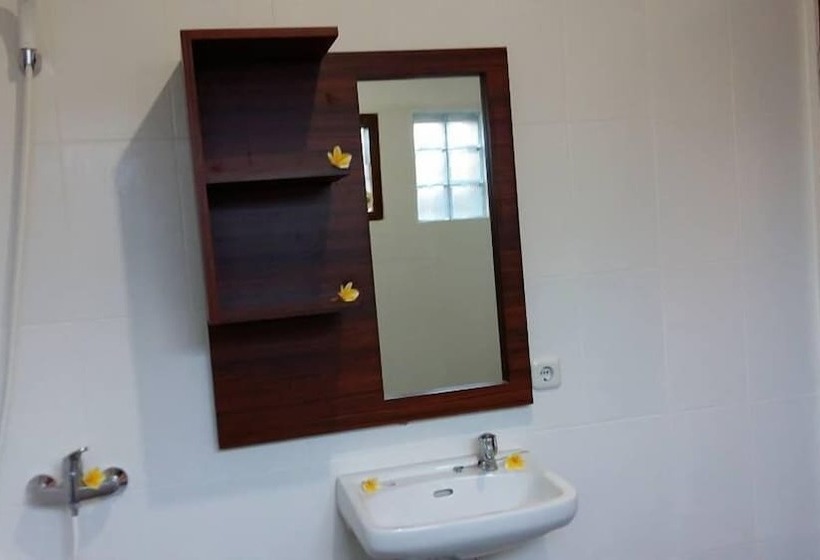 فندق Friends Beach