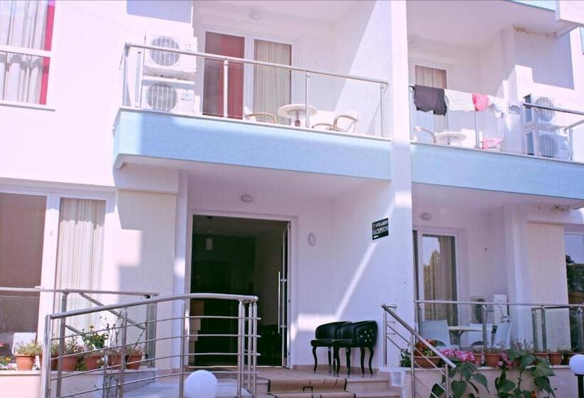 בית מלון כפרי Garden