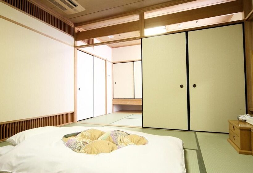 Отель Hiroshima Sunplaza