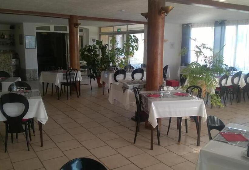 酒店 Hôtel Restaurant Douce France