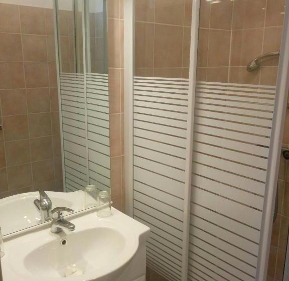 酒店 Hôtel Restaurant Douce France