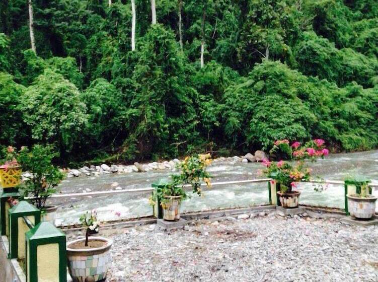 فندق Indra Valley Inn Bukit Lawang