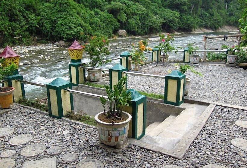 فندق Indra Valley Inn Bukit Lawang