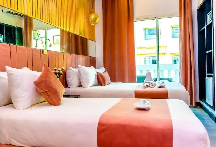 هتل Les Ambassadeurs