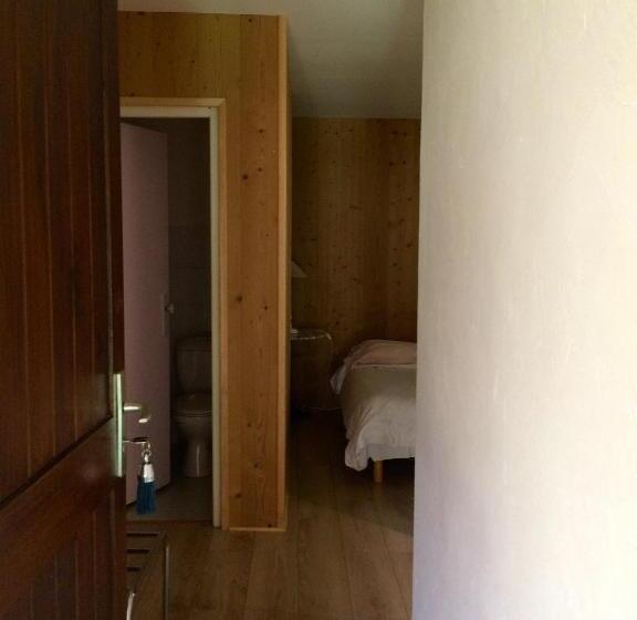 Отель La Ferme De Thoudiere