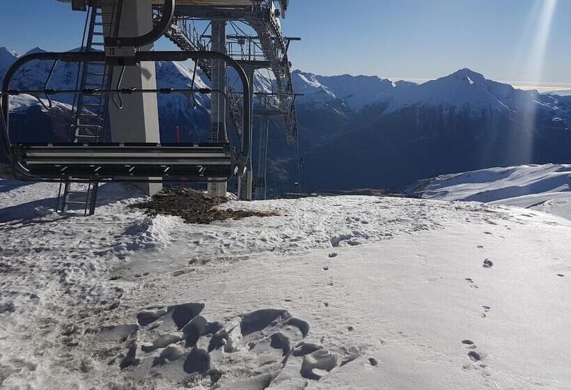 בית מלון כפרי La Trinite