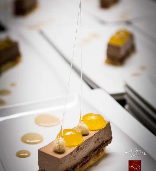 Отель Restaurant Laurent Perreal