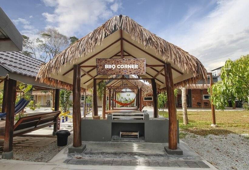 Отель Lavigo Resort