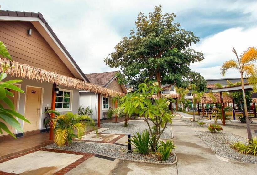 Отель Lavigo Resort