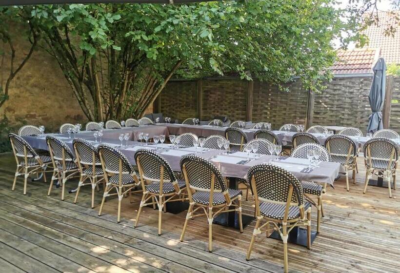 فندق Le P'tit Bouchon