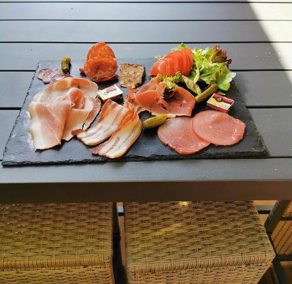 فندق Le P'tit Bouchon