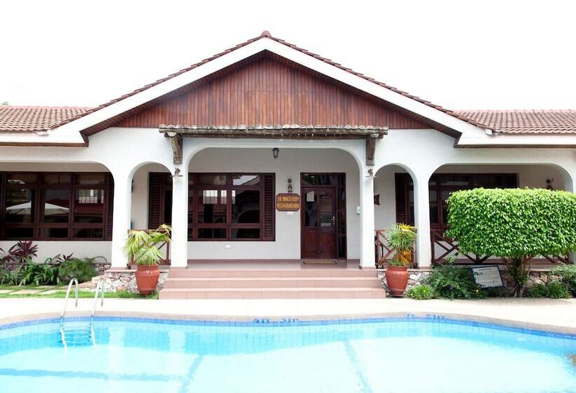 فندق Mahogany Lodge, Cantonments