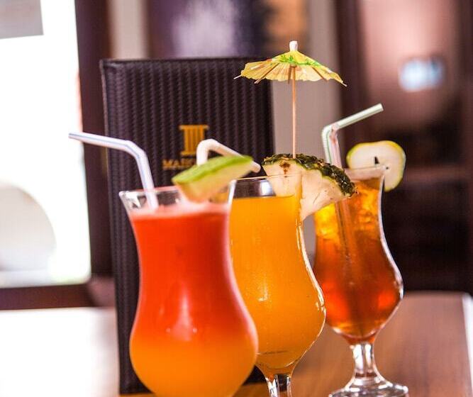 فندق Mahogany Lodge, Cantonments