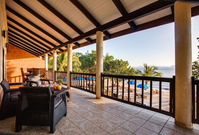 בית מלון כפרי Mariposa Belize Beach Resort
