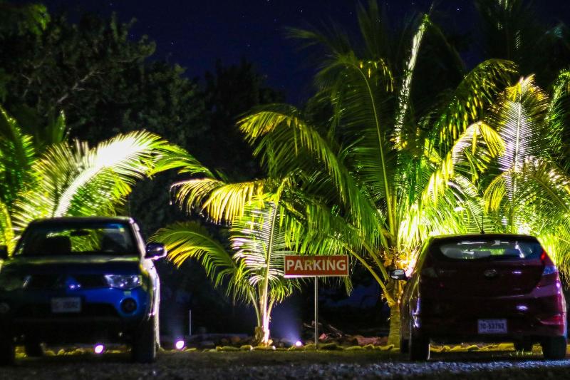 בית מלון כפרי Mariposa Belize Beach Resort