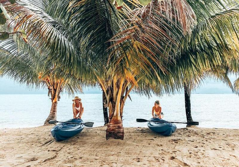 בית מלון כפרי Mariposa Belize Beach Resort