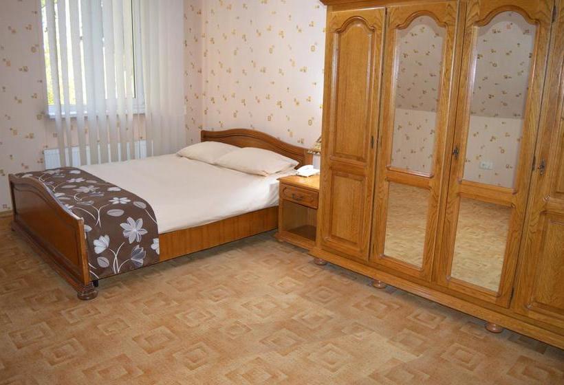 هتل Mini Chisinau