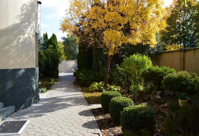 هتل Mini Chisinau