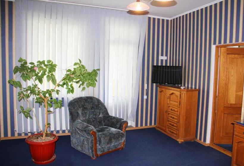 هتل Mini Chisinau