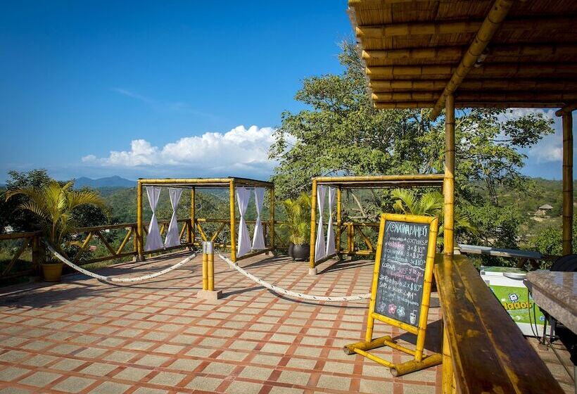 هتل Nativa Bambu Ecolodge