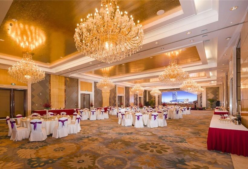 Haili New Century Grand Hotel Haiyan