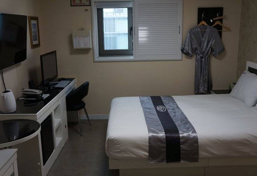 Hotel Novaluz Tourist