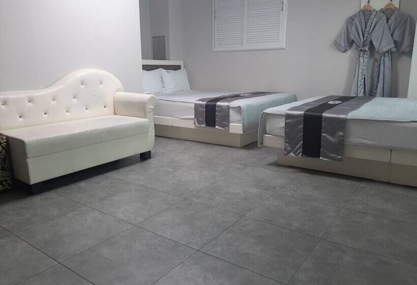 Hotel Novaluz Tourist