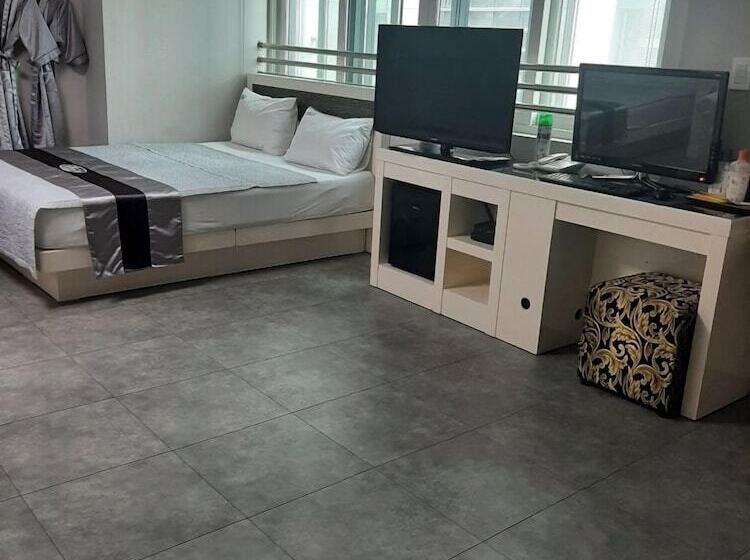 Hotel Novaluz Tourist