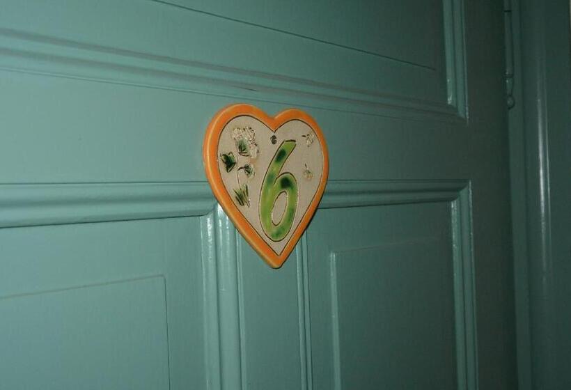 בית מלון כפרי Pension Immergrün