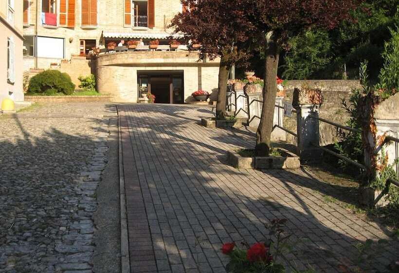 فندق Ristorante Vapore