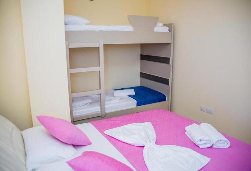 בית מלון כפרי Royal