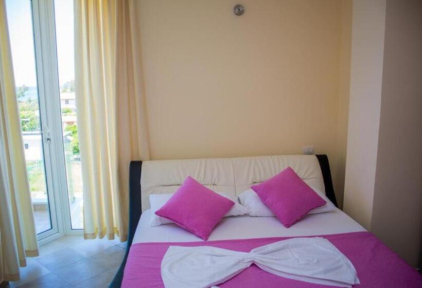 בית מלון כפרי Royal