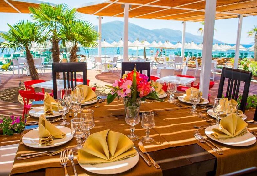 בית מלון כפרי Royal