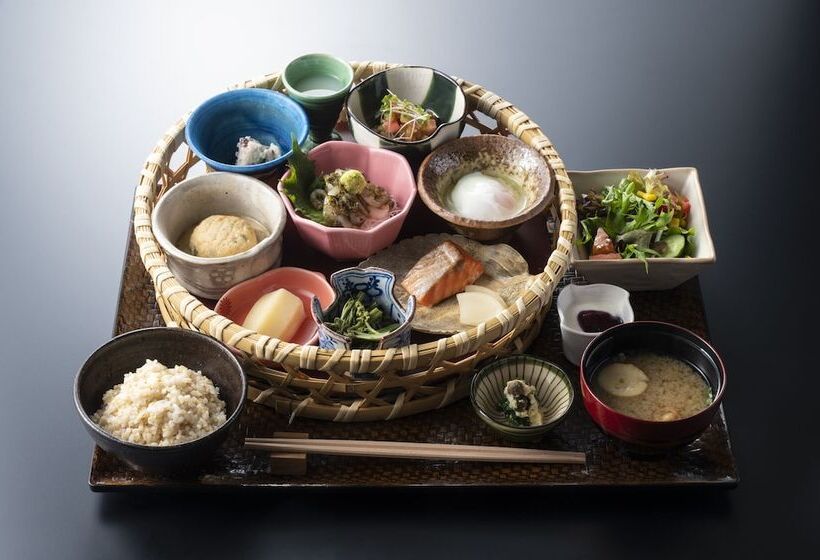 호텔 Satoyama Auberge & Hot Spring Wellness Spa Sakuragaike Kurgarden