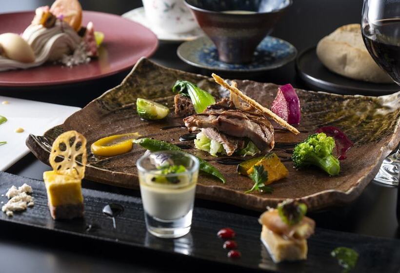 호텔 Satoyama Auberge & Hot Spring Wellness Spa Sakuragaike Kurgarden