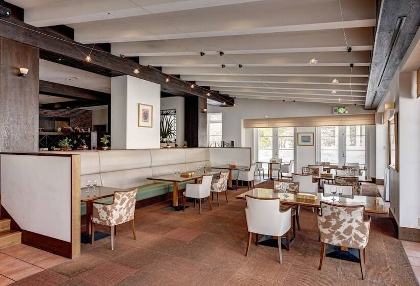 호텔 Satoyama Auberge & Hot Spring Wellness Spa Sakuragaike Kurgarden