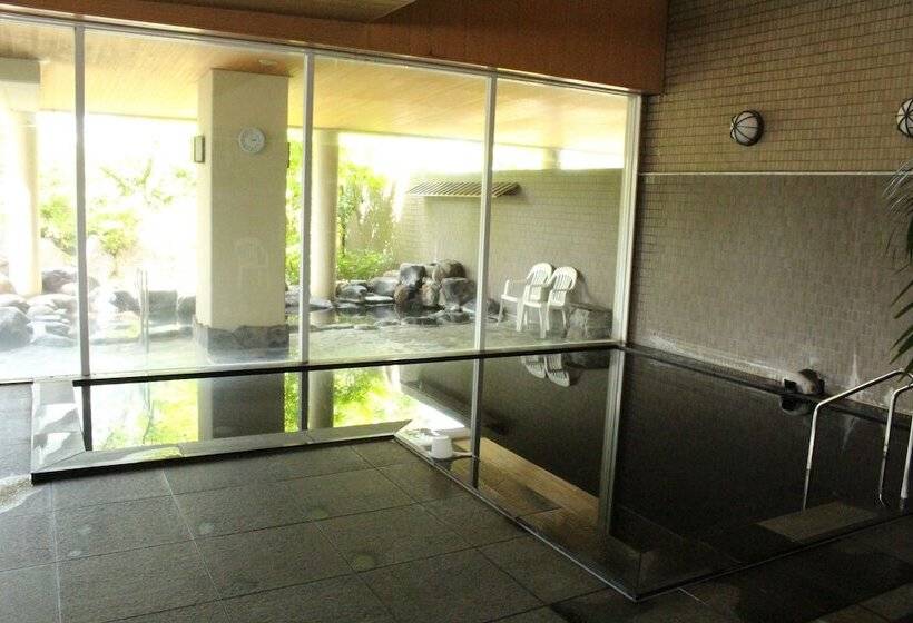 호텔 Satoyama Auberge & Hot Spring Wellness Spa Sakuragaike Kurgarden