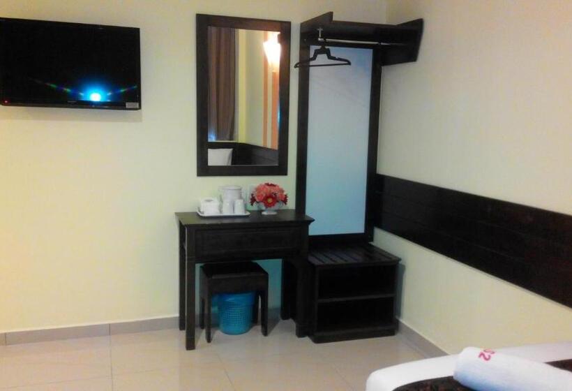 Sun Inns Hotel Pasir Penambang