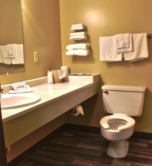 هتل Sunlac Inn Devils Lake