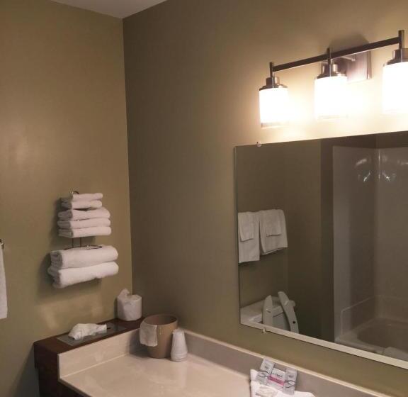 فندق Sunlac Inn Devils Lake