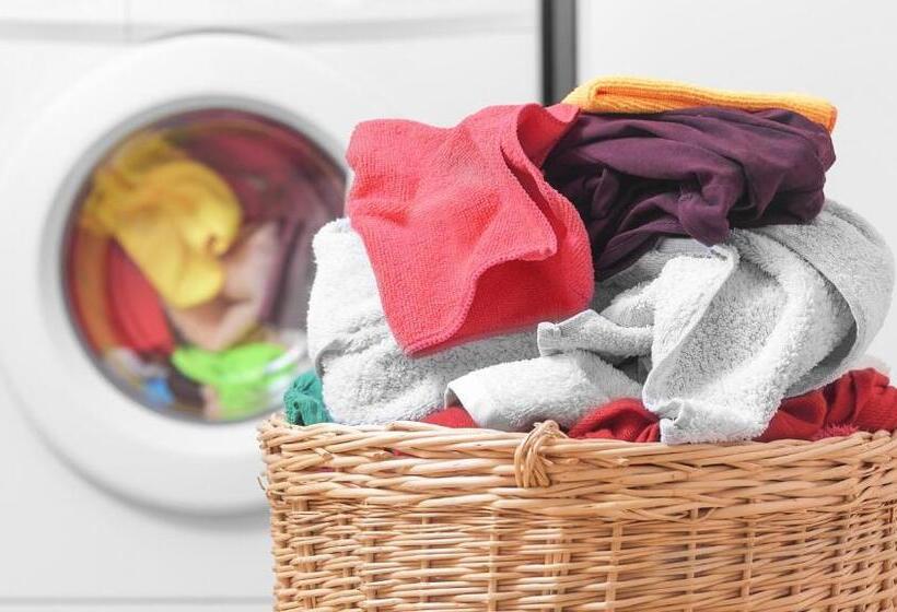 هتل Super Inn & Suites Philadelphia